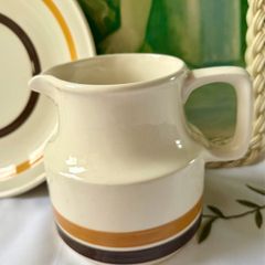 Carrigaline Pottery jug