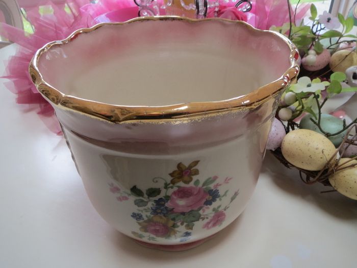 Vintage Porcelain vase Staffordshire Ironstone