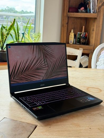 Gaming Laptop MSI Katana RTX 4070