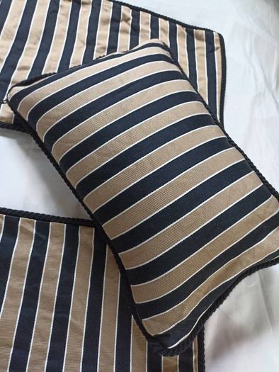 3 X Cushion covers