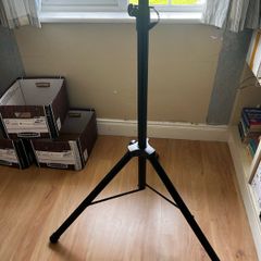 Used Stagg speaker stands / tripods.