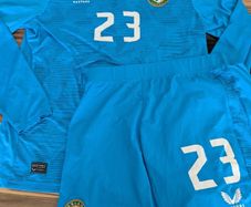 Rare Ireland soccer goal keeper team issued kit