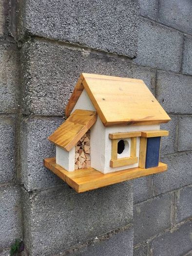 Bird house