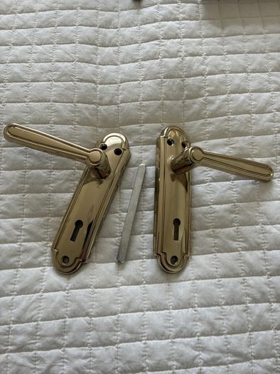 door handle