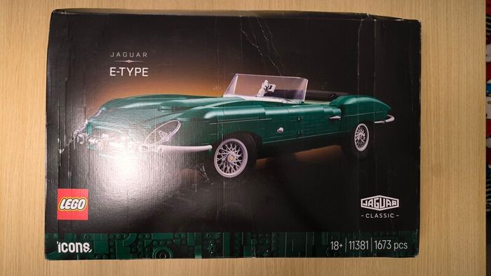 LEGO Jaguar Classic Car Model Set New Sealed