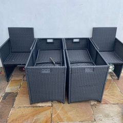 6 Garden Chairs plus cushions