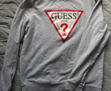 Guess triangle logo sweatshirt