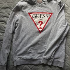 Guess triangle logo sweatshirt