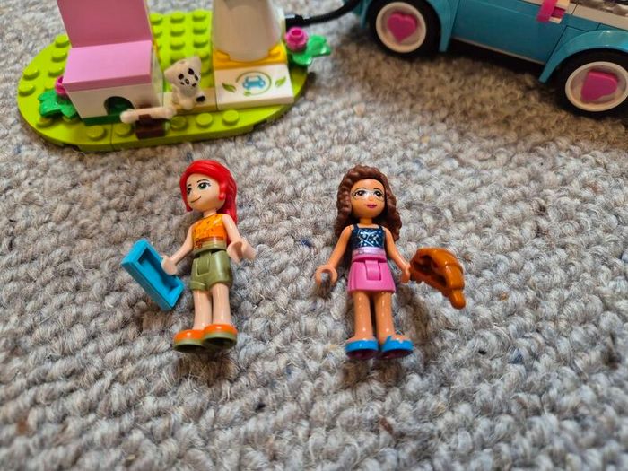 Lego Friends 41443 Olivia's Electric Car