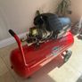 Clarke 100L Compressor Image 4