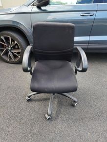 2 office chairs