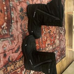snow boots
