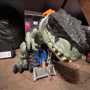 Jurassic World Dominion Mega Stomp Dinosaur