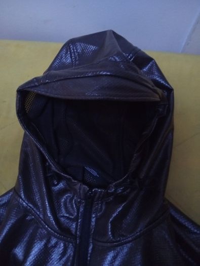 Under Armour Windbreaker