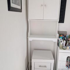 Small bedside locker and long overhead press