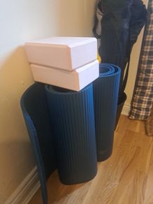 Pilates mats x 2 and 2x Yoga Blocks