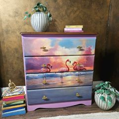 Chest of drawers