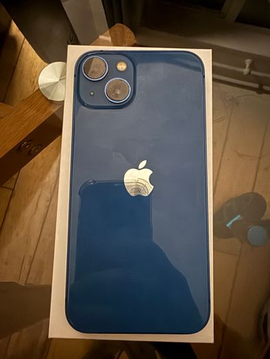 iPhone 13 - 256GB - Unlocked