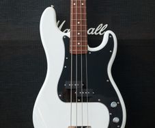 Fender Traditional 70's Precision Bass 2004 - Arctic White
