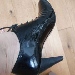 Calvin Kleine patent high
