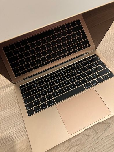 macbook air 2018