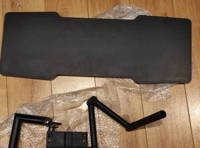 GT Omega Racing swivel table top