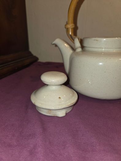 Stoneware Teapot made in Republic of Ireland