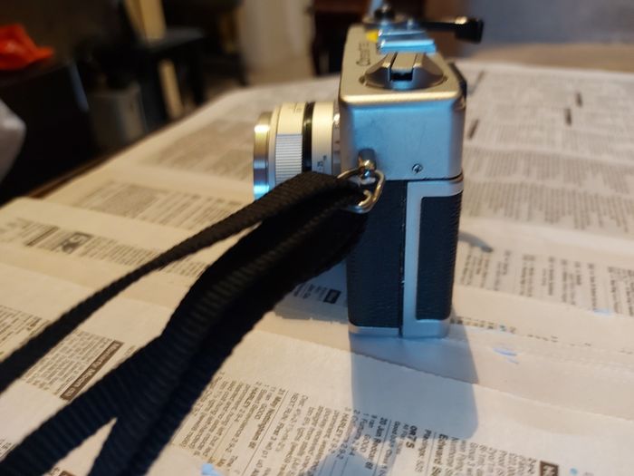 Canon Canonet 28 film camera and carrying case in very good cosmetic condition