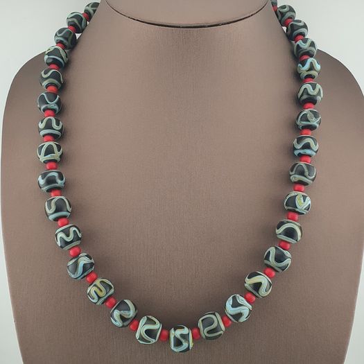 Antique Venetian Style Zigzag Pattern & Venetian WhiteHeart Glass Beads Necklace