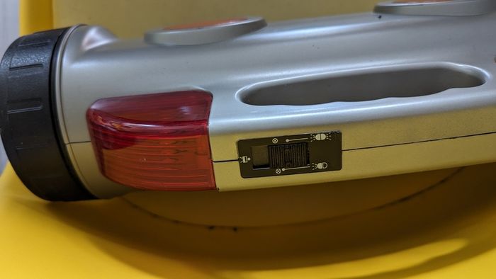 Emergency toolbox car torch