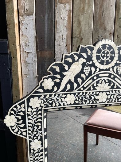 Inlay mirror