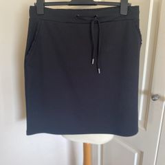 Soya Concept size 12 black easywear skirt w pockets