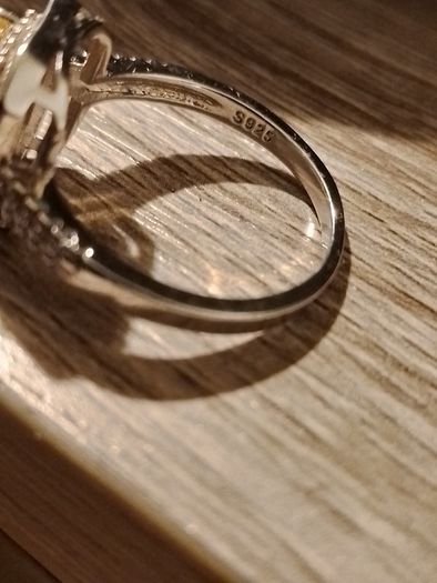 925 Silver Ring with Large Citrine Stone
