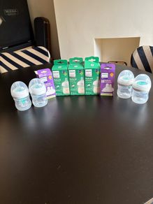 Philips Avent Glass + Phillips anti-colic  Natural Response Baby Bottles