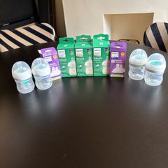 Philips Avent Glass + Phillips anti-colic  Natural Response Baby Bottles