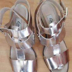 Ladies Leather Sandals