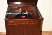 Antique Wind Up Gramophone