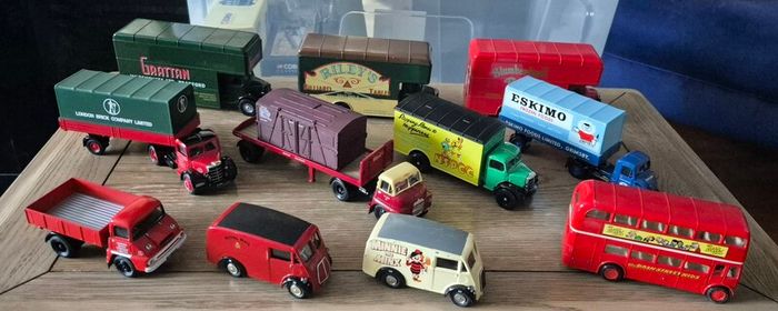 Corgi Joblot