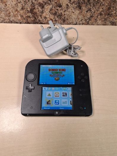 Nintendo 2ds Console Black Blue With Charger