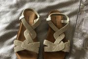 Ladies sandal size 5