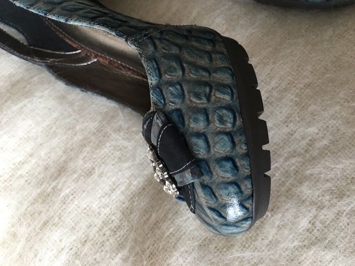 SHOES - Tanara High Heels. Size 39(6)