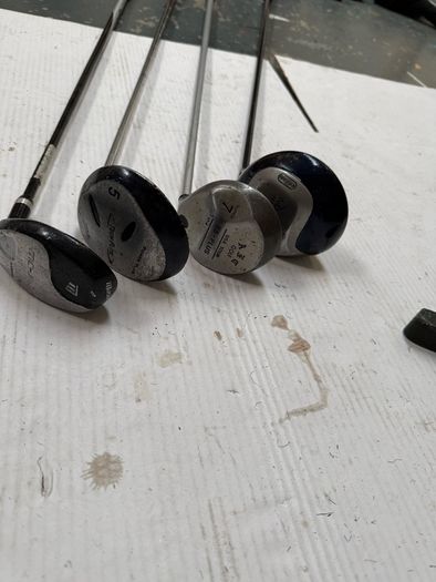 set golf clubs