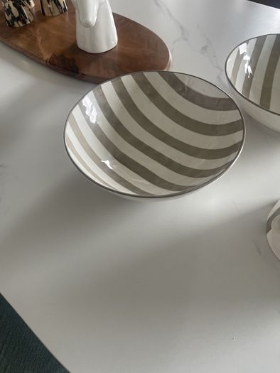 2 Large Pasta Bowls & Teapot