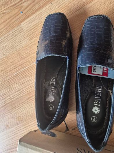 Pavers shoes patent size 6 New