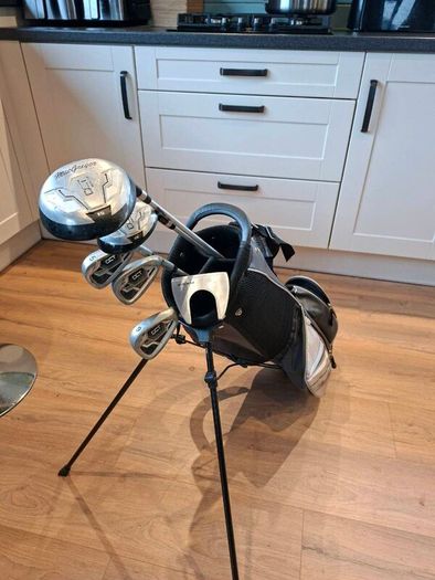 golf clubs
