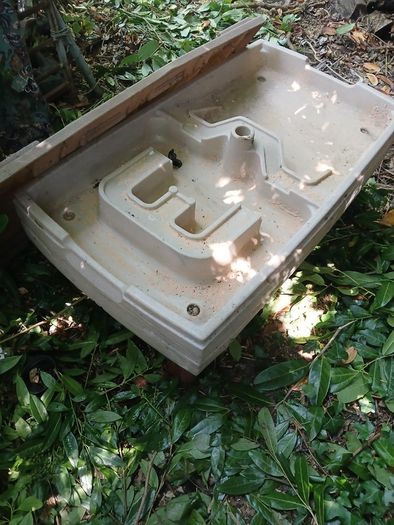 Sand and water play table and rockers