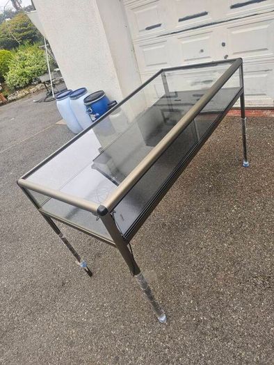 Display case