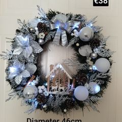 Christmas door wreath