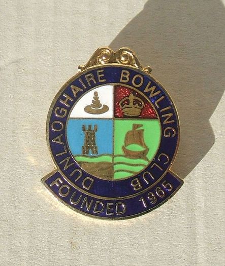 Dunlaoghaire Bowling Club (Dublin) - membership badge (c.1980's)