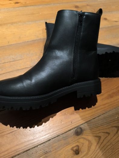 Ladies Ankle Boots